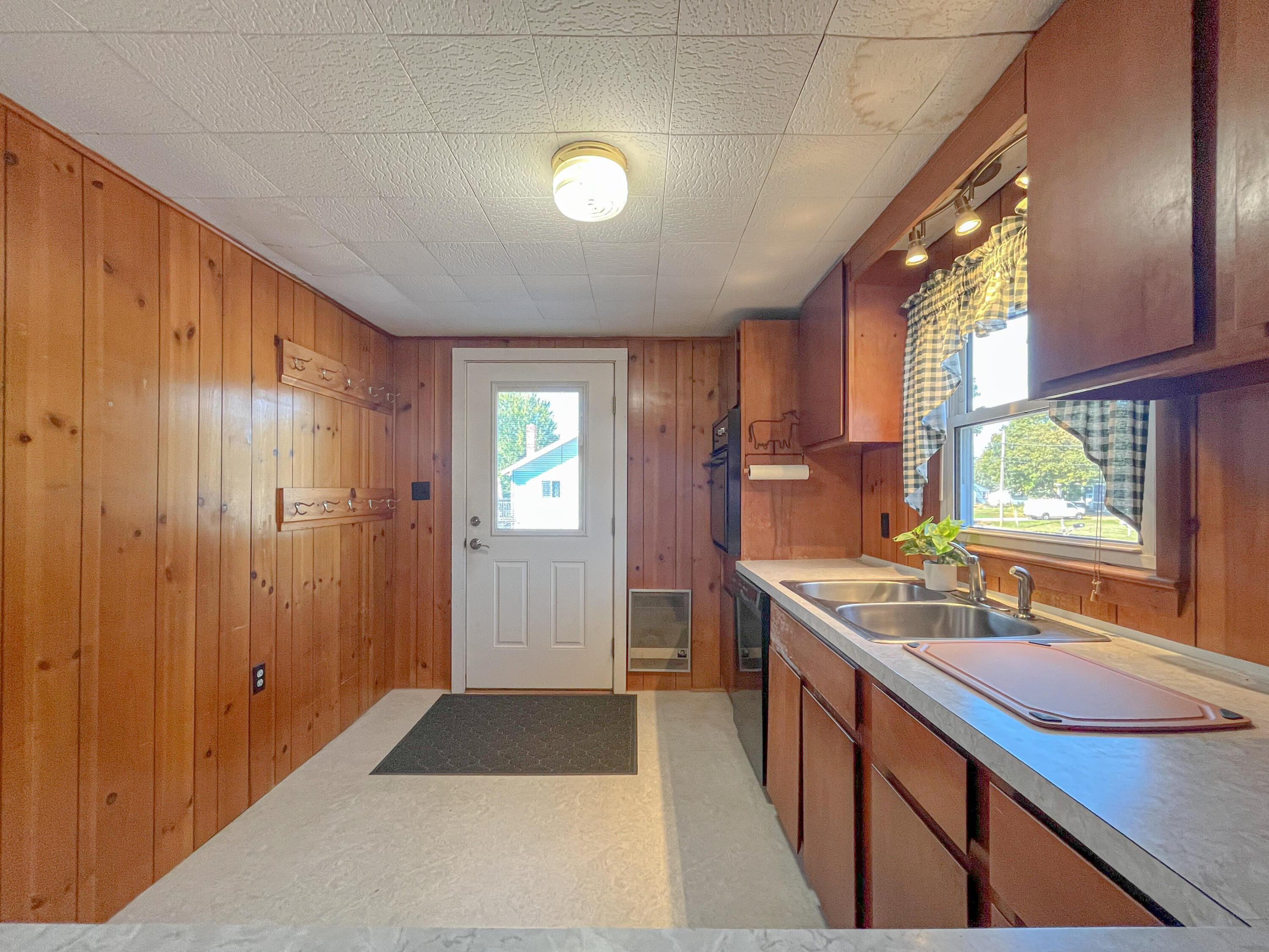 29 Eaton Drive Buxton ME 04093