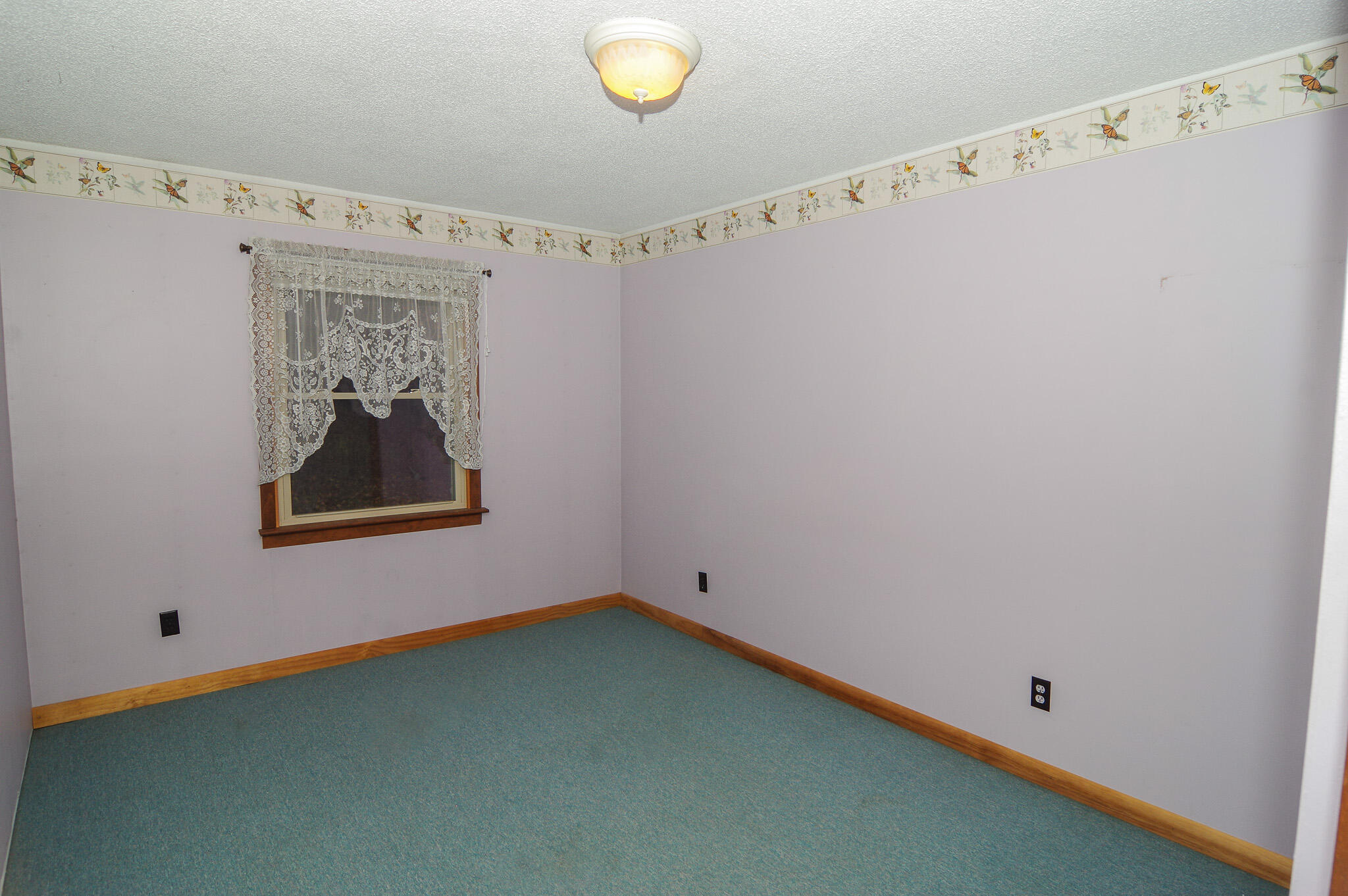 712 Avenue Road Corinth ME 04427