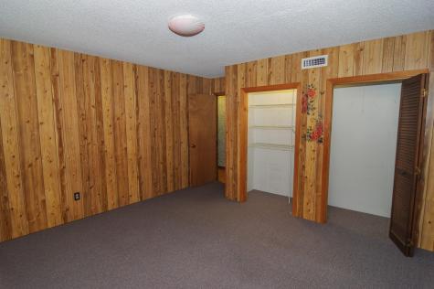 712 Avenue Road Corinth ME 04427