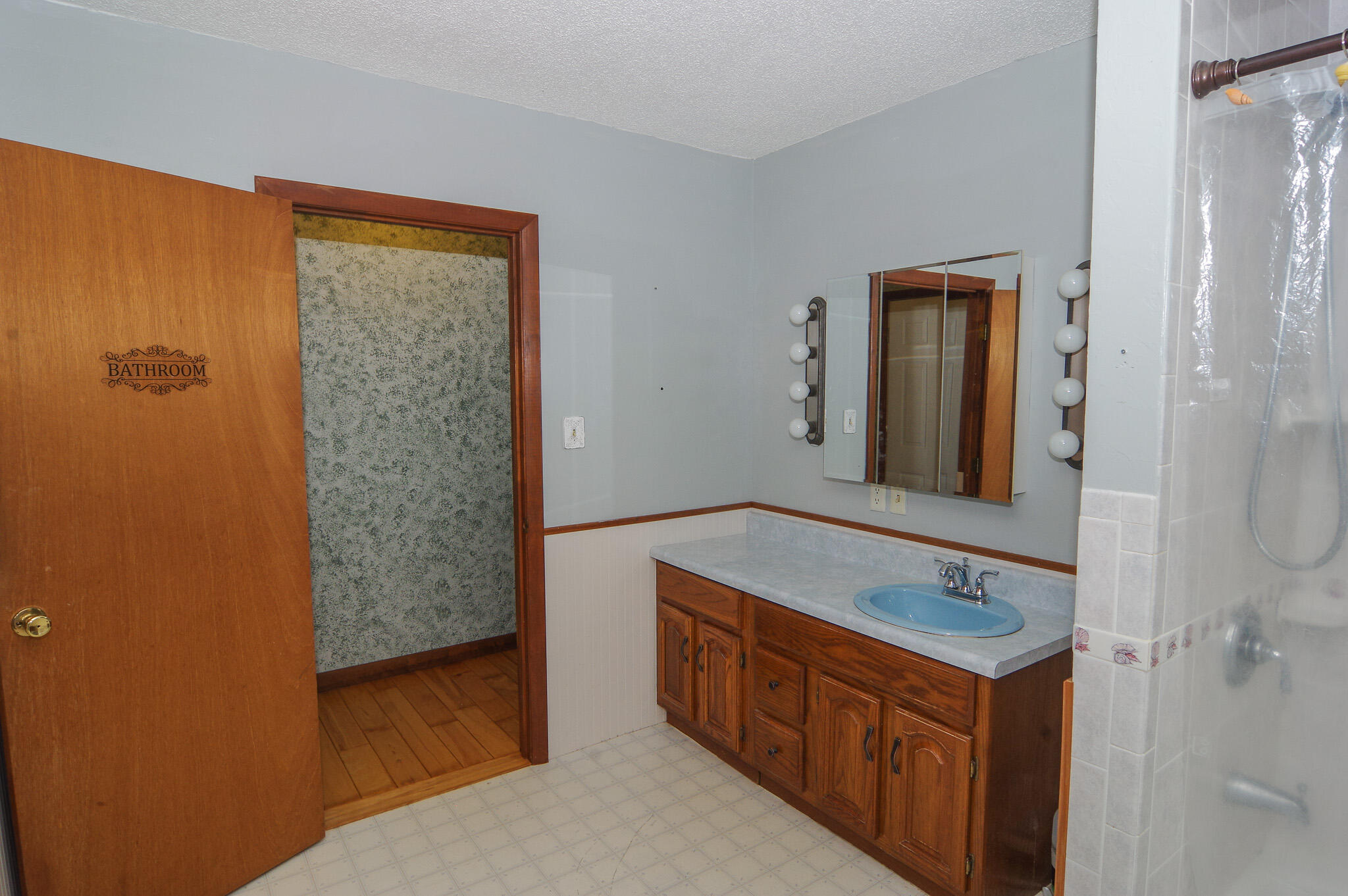 712 Avenue Road Corinth ME 04427