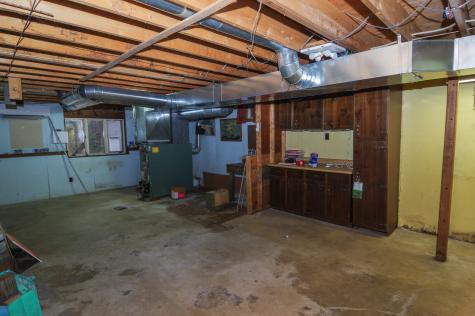 712 Avenue Road Corinth ME 04427