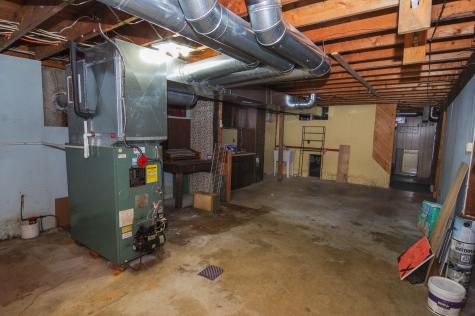 712 Avenue Road Corinth ME 04427