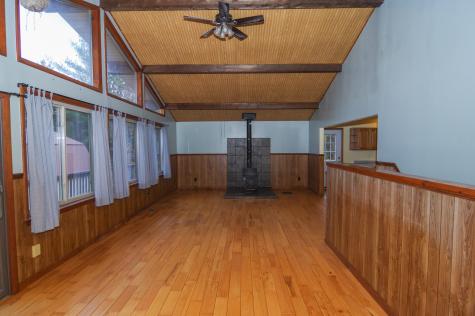 712 Avenue Road Corinth ME 04427