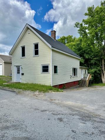 26 Salem Court Bangor ME 04401