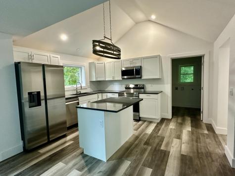 26 Salem Court Bangor ME 04401