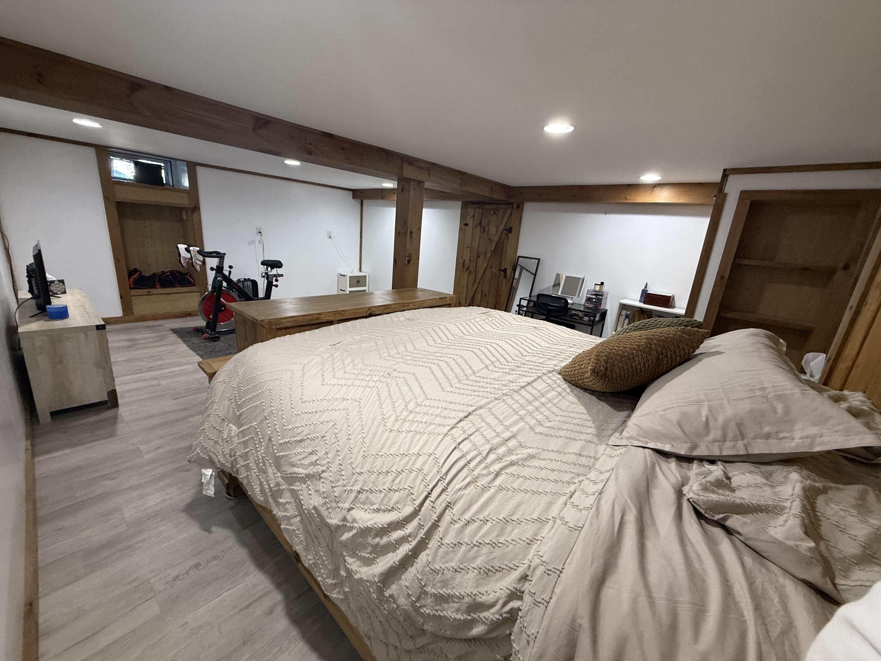 4 Pinkham Street Lincoln ME 04457