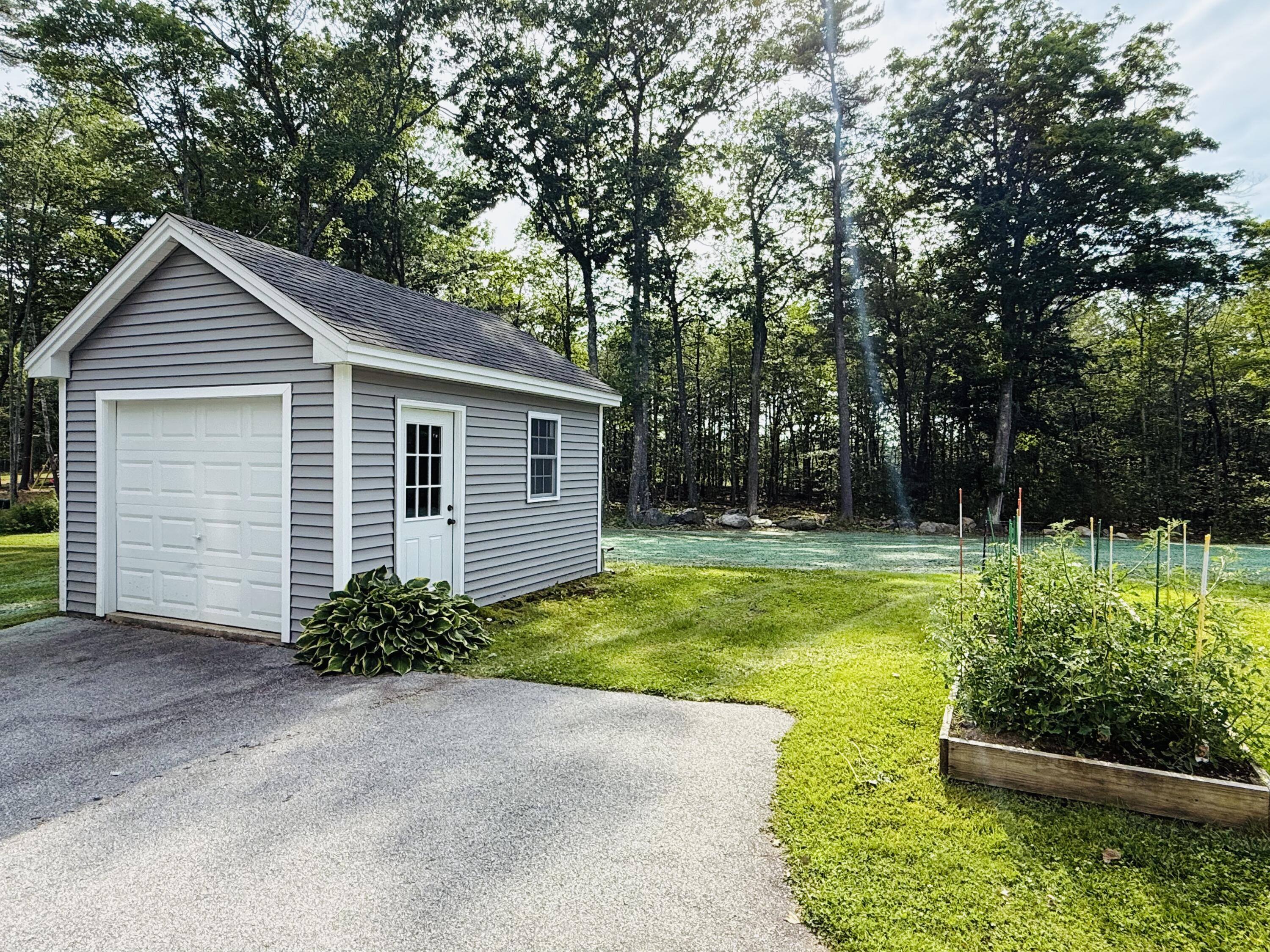 134 Pine Ledge Road Bangor ME 04401