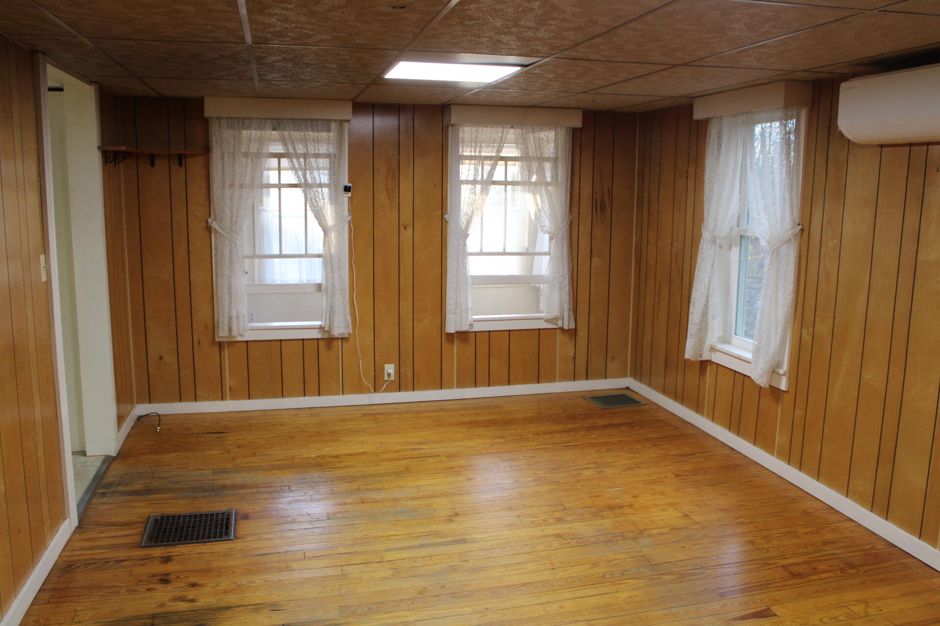 914 S Main Street Solon ME 04979