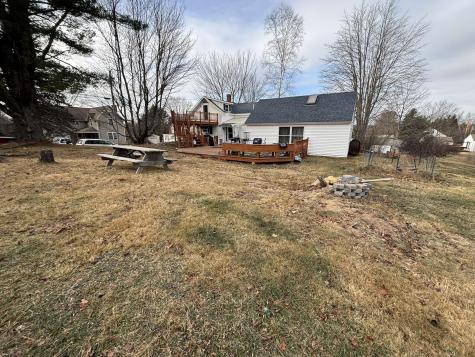 86 Pride Road Auburn ME 04210