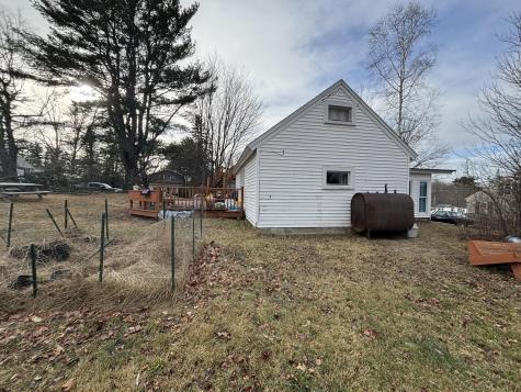 86 Pride Road Auburn ME 04210