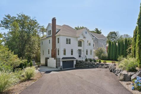 8 Harrison Avenue York ME 03909