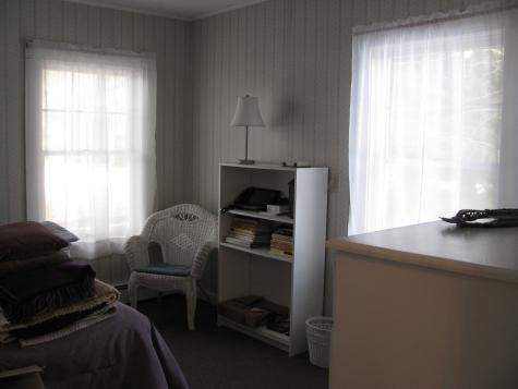 64 Grandview Avenue Auburn ME 04210
