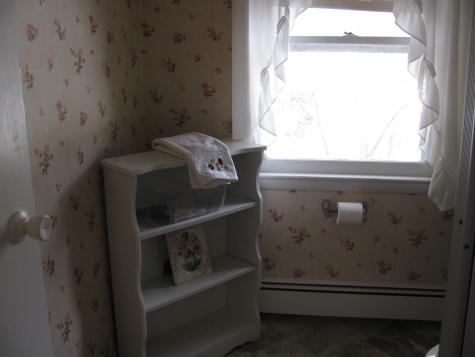 64 Grandview Avenue Auburn ME 04210