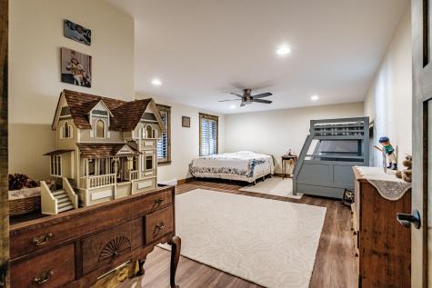 148 Meadowbrook Lane Naples ME 04055