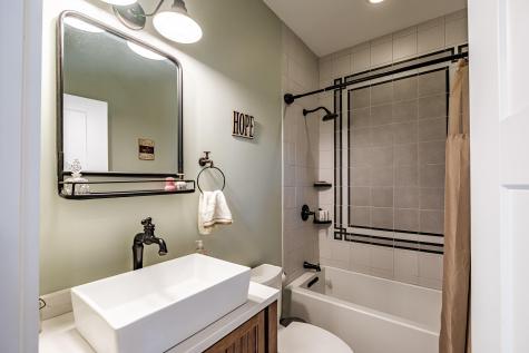 148 Meadowbrook Lane Naples ME 04055