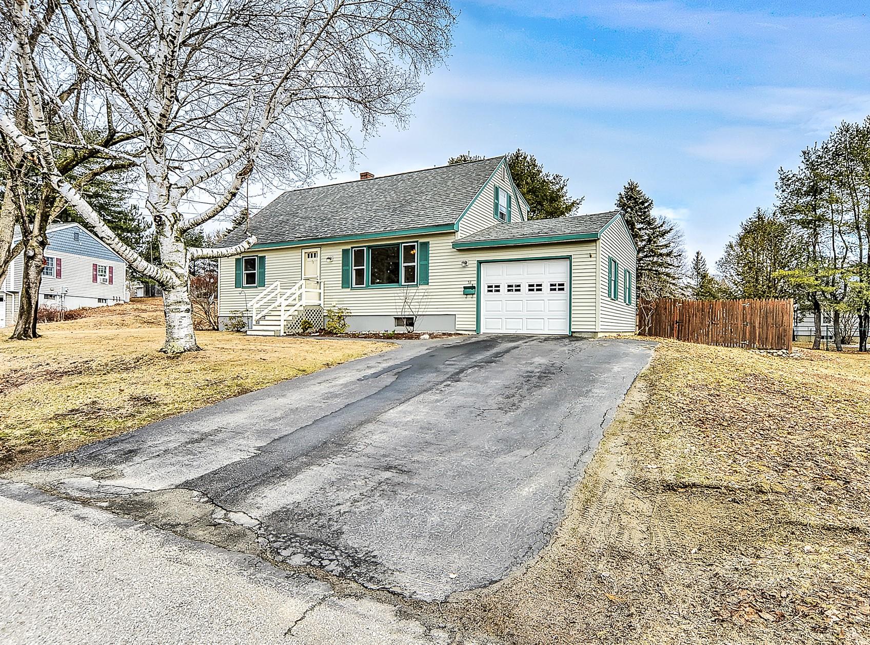 53 Hutchinson Drive Augusta ME 04330