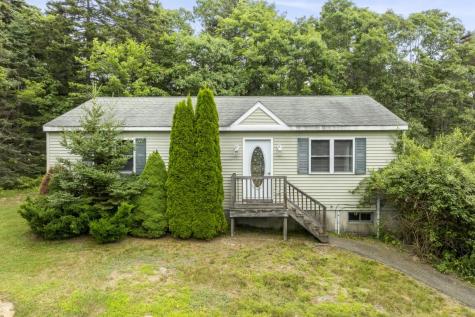 27 Kenney Field Drive Boothbay Harbor ME 04538