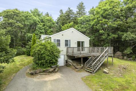 27 Kenney Field Drive Boothbay Harbor ME 04538