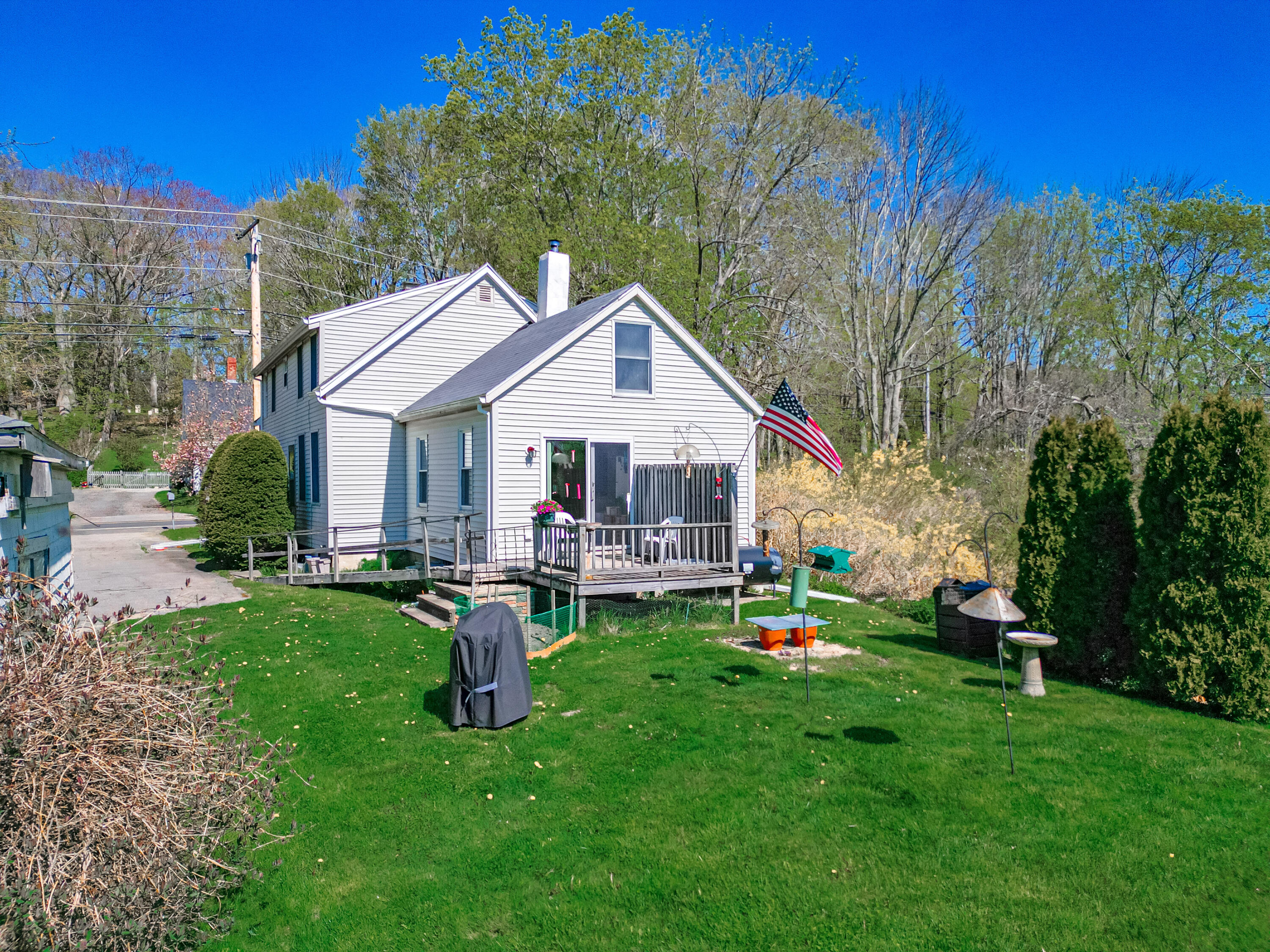 27 Mills Road Newcastle ME 04553