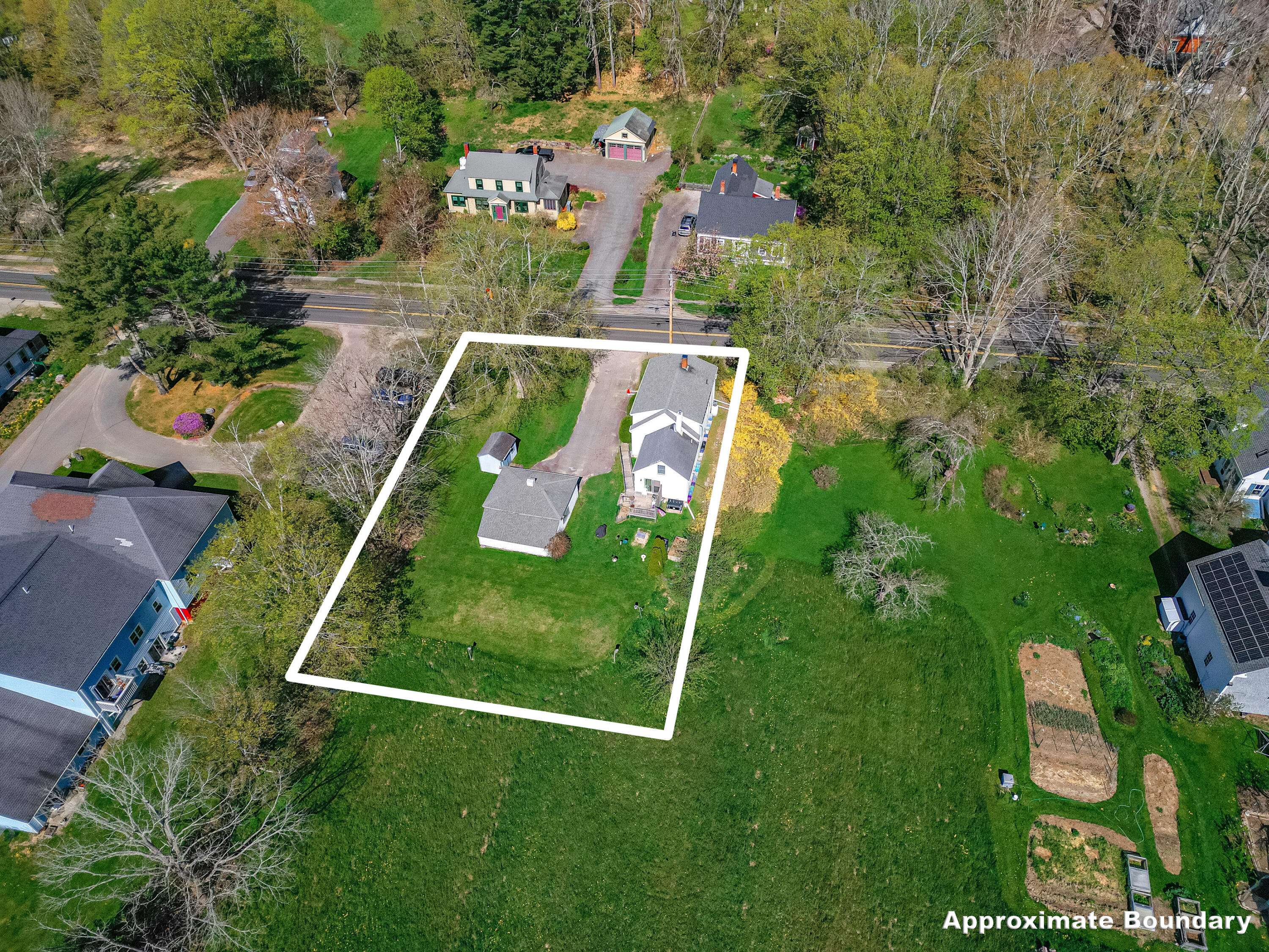 27 Mills Road Newcastle ME 04553