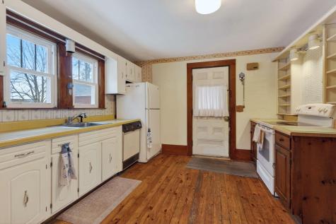 26 Vernon Street Saco ME 04072