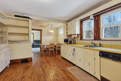 26 Vernon Street Saco ME 04072