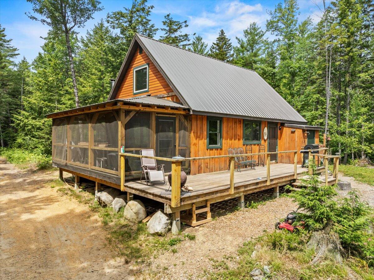 289 Pratt Road Parsonsfield ME 04047