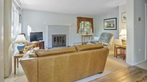 17 High Point Circle Waterboro ME 04061