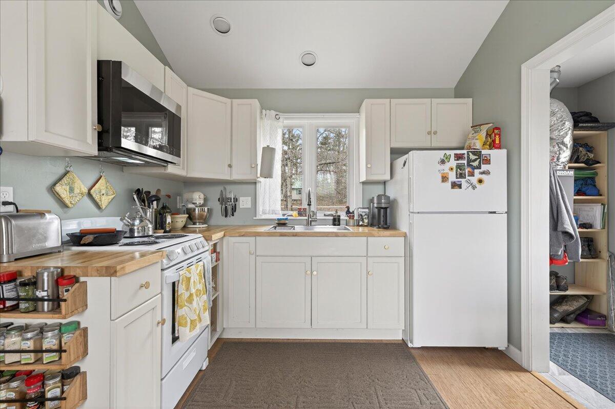 58 Bicknell Road Belmont ME 04952