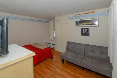161 Roosevelt Trail Naples ME 04055