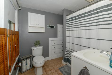 161 Roosevelt Trail Naples ME 04055