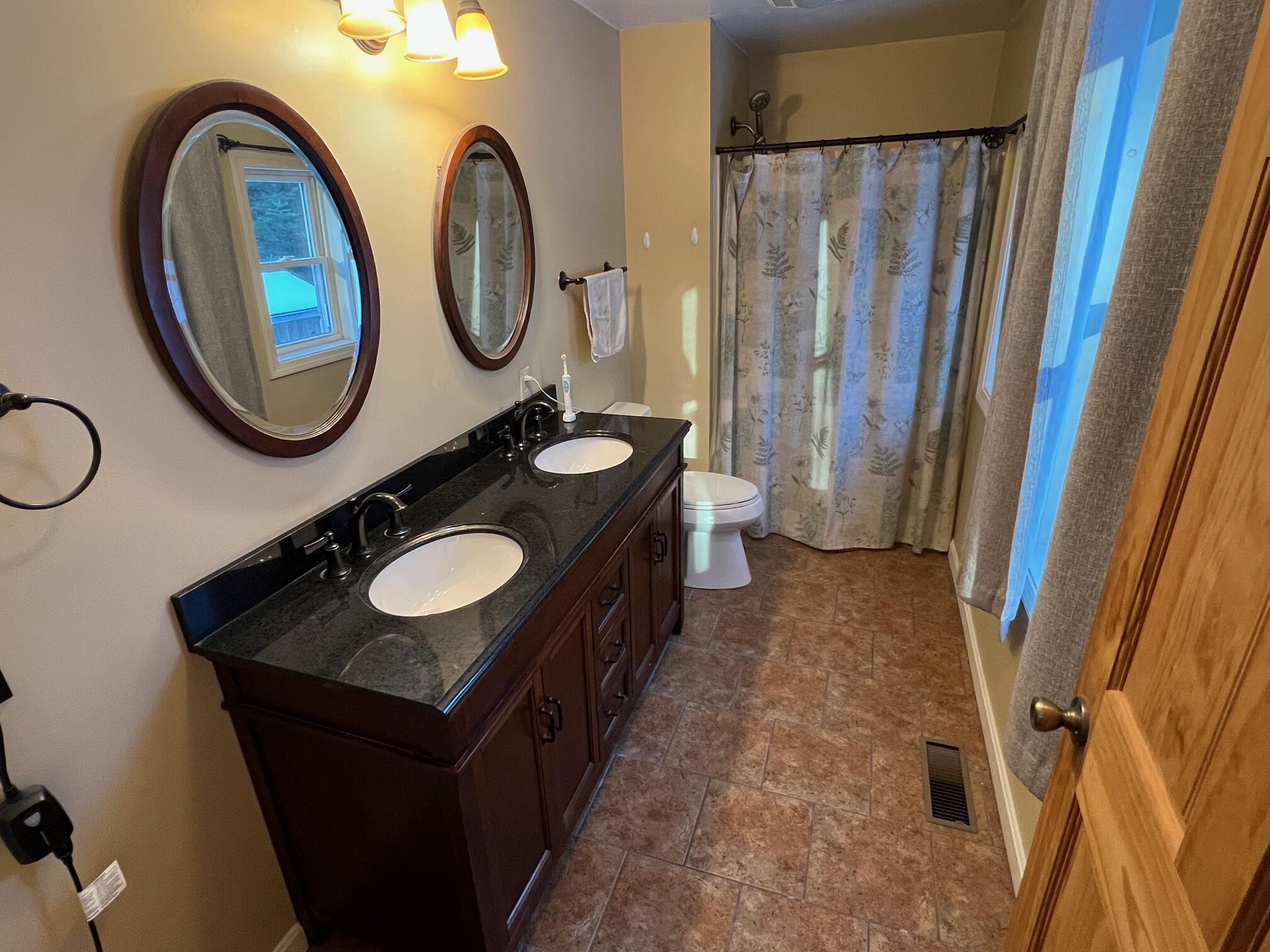 147 Bear Lane Dexter ME 04930