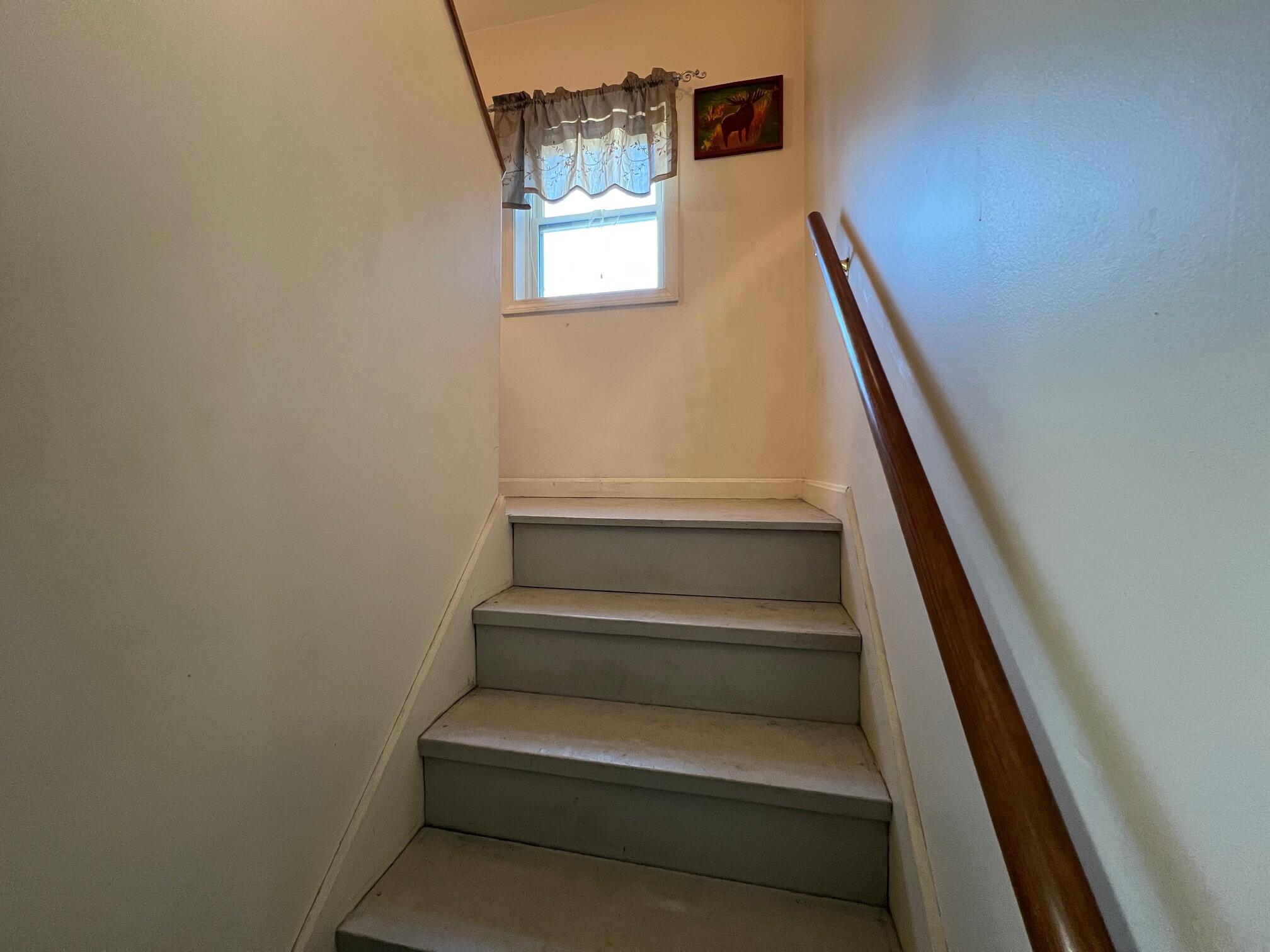 147 Bear Lane Dexter ME 04930