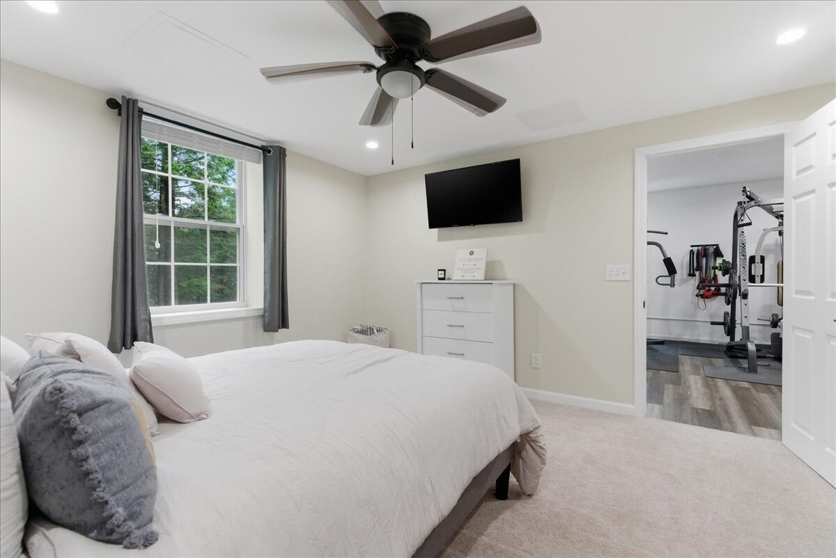 13 Bowdoin Drive Lewiston ME 04240
