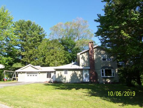 29 Carrier Court Auburn ME 04210