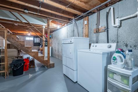 19 Woodridge Drive Standish ME 04085