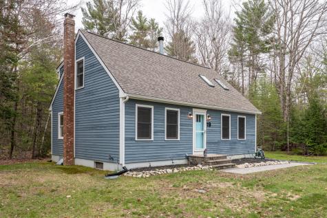19 Woodridge Drive Standish ME 04085
