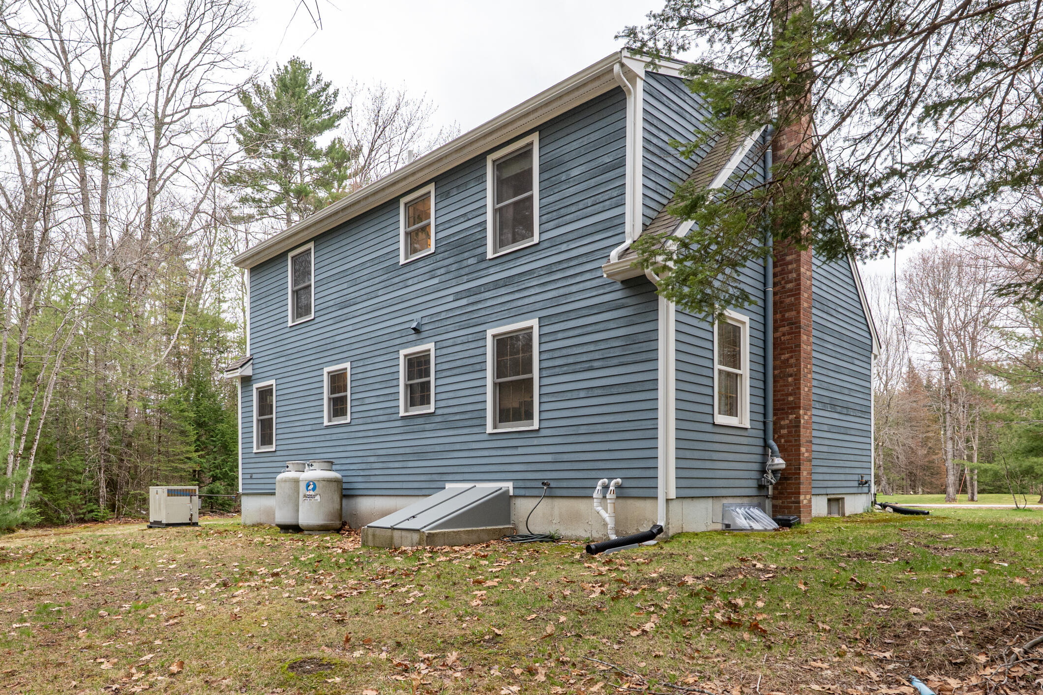 19 Woodridge Drive Standish ME 04085