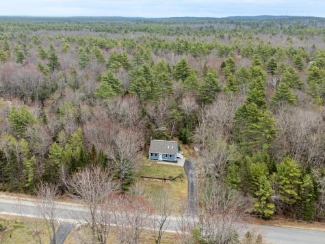 19 Woodridge Drive Standish ME 04085
