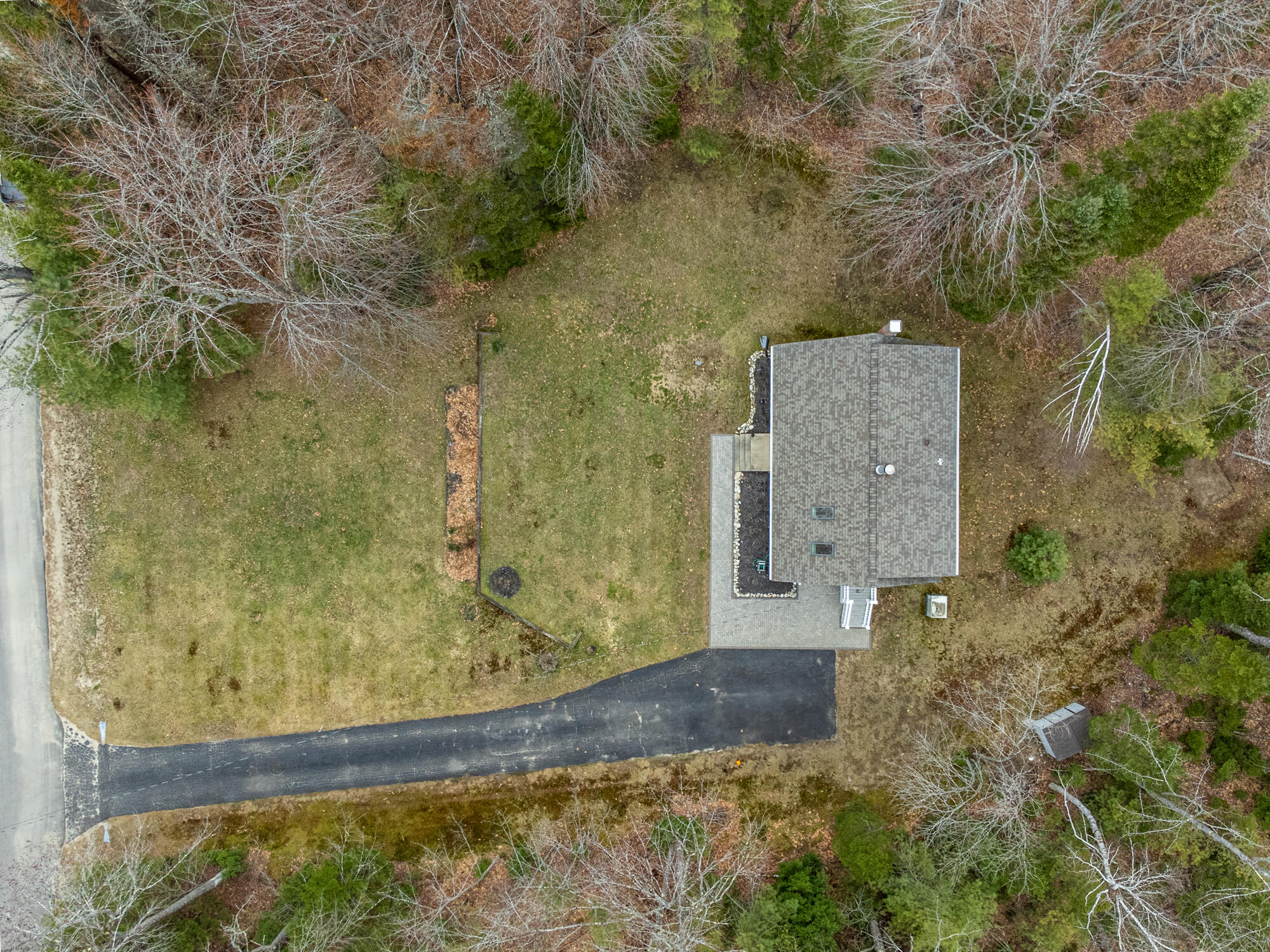 19 Woodridge Drive Standish ME 04085