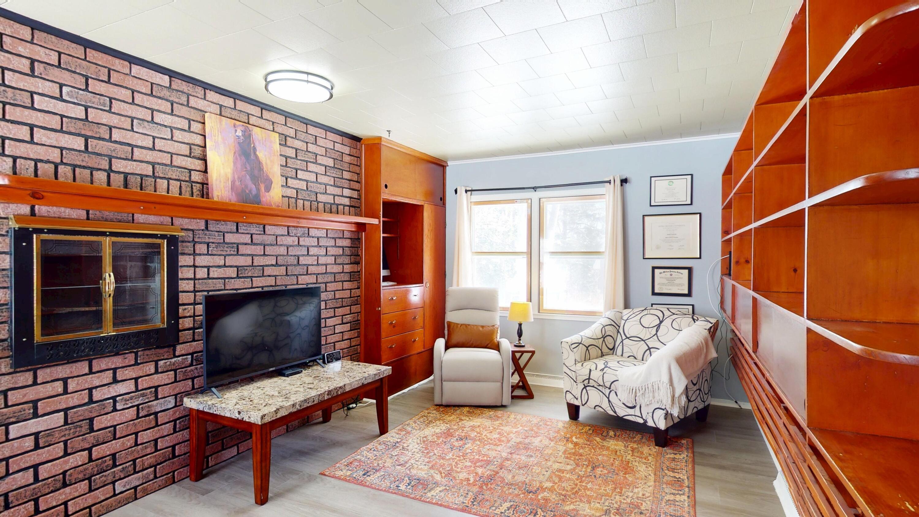 2 Forest Hill Terrace Orono ME 04473
