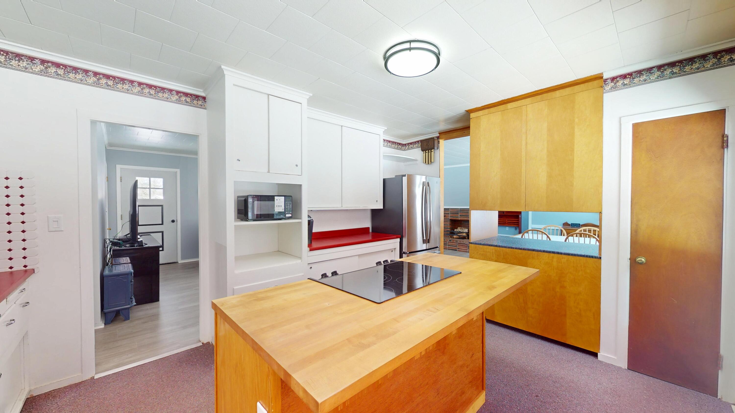 2 Forest Hill Terrace Orono ME 04473