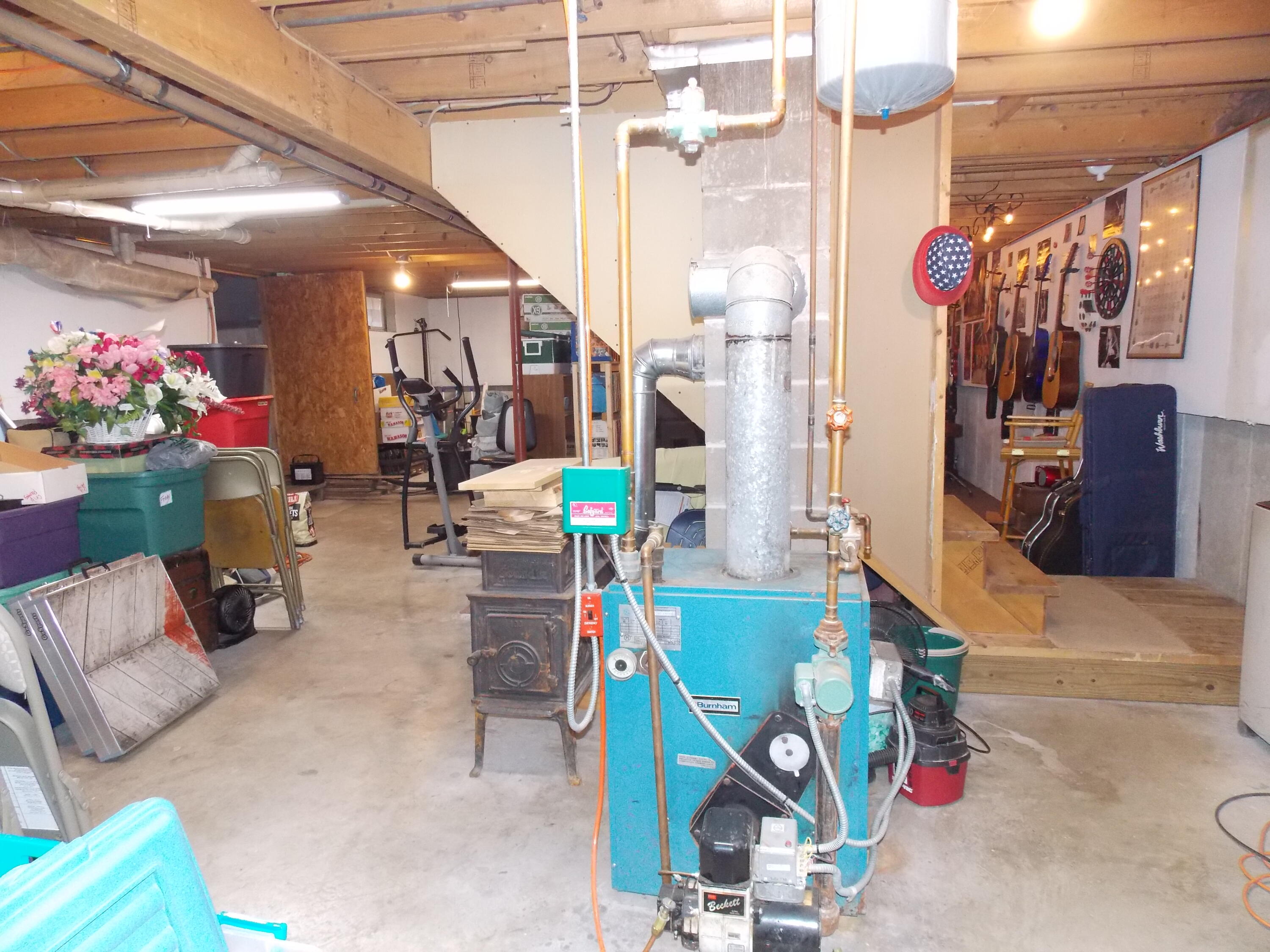 173 Bog Road Northport ME 04849