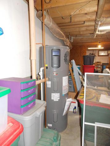 173 Bog Road Northport ME 04849