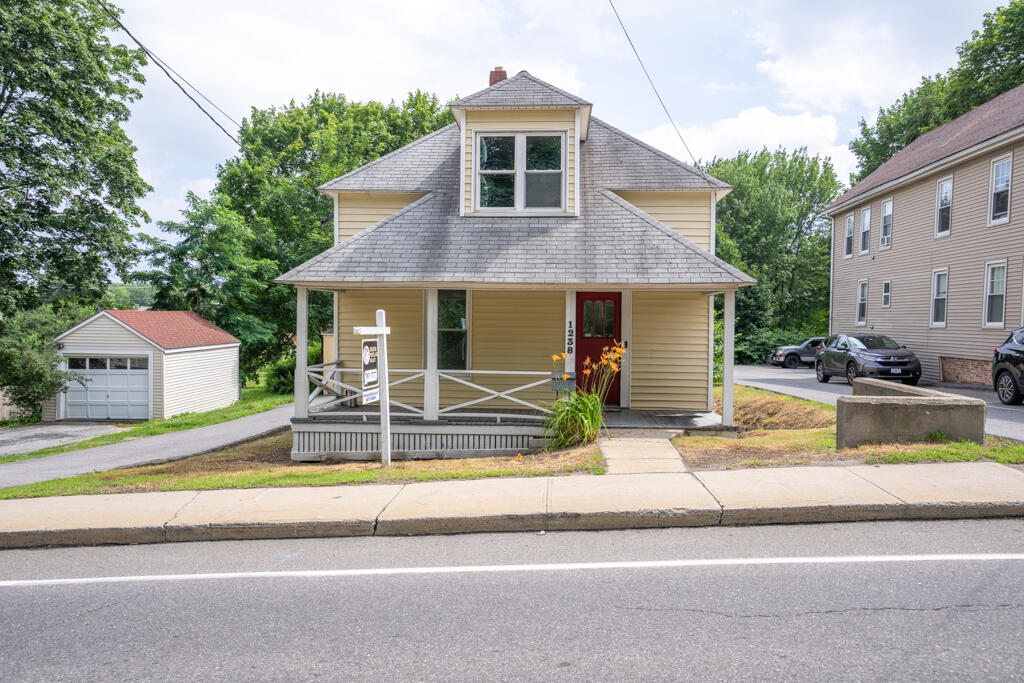 1238 Broadway South Portland ME 04106