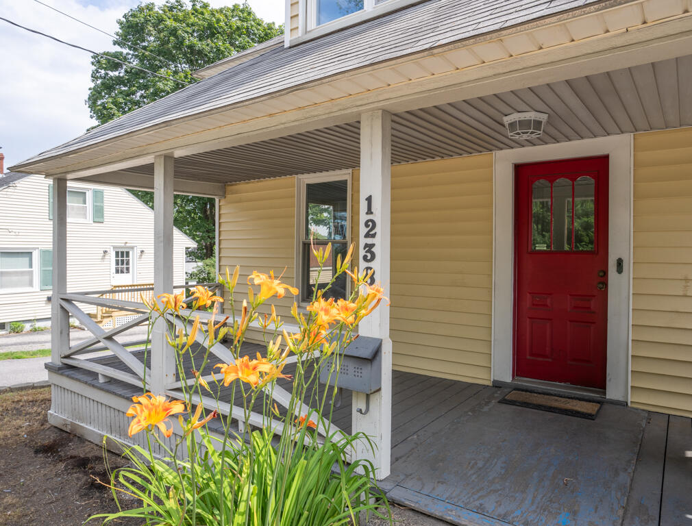 1238 Broadway South Portland ME 04106