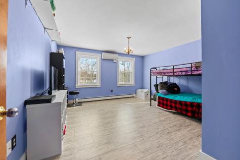 586 Richville Road Standish ME 04084