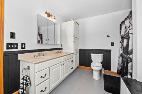 586 Richville Road Standish ME 04084