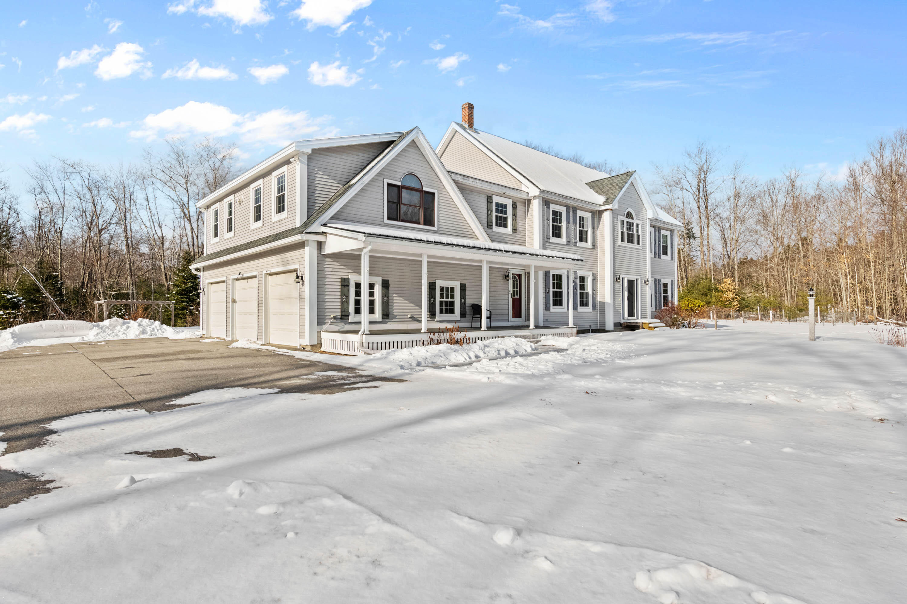 586 Richville Road Standish ME 04084