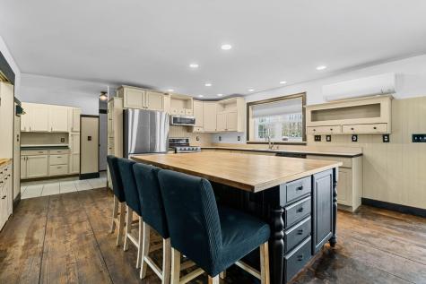 586 Richville Road Standish ME 04084